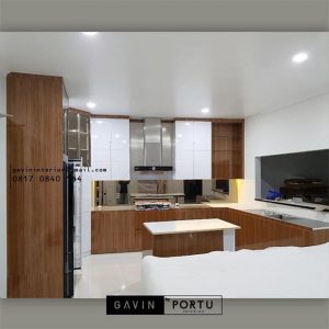 Kitchen Set Motif Kayu Kombinasi Warna Putih Perumahan Taman Bona Indah Lebak Bulus Cilandak Id4768PT