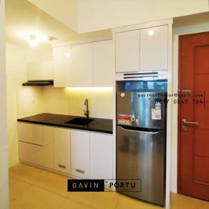 Contoh Design Kitchen Set Minimalis Putih Apartemen Signature Park Grande Kramat Jati id4774P